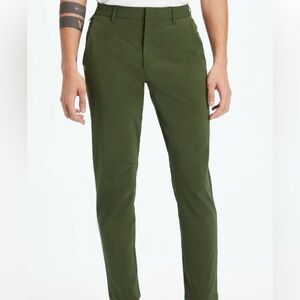 Men’s Fabletics “the only pant”/green